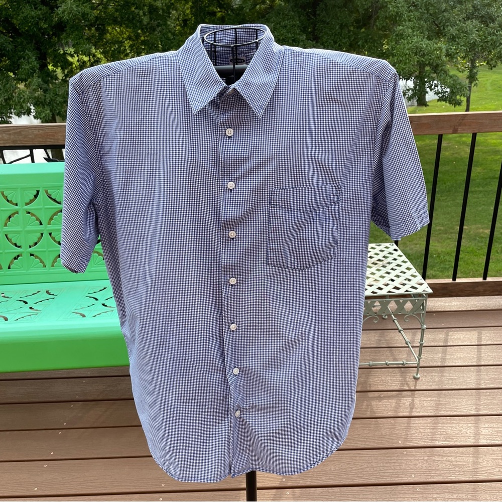 Old Navy Blue White Check Men's Short Sleeve Button Up Shirt X-Large 100% Cotton